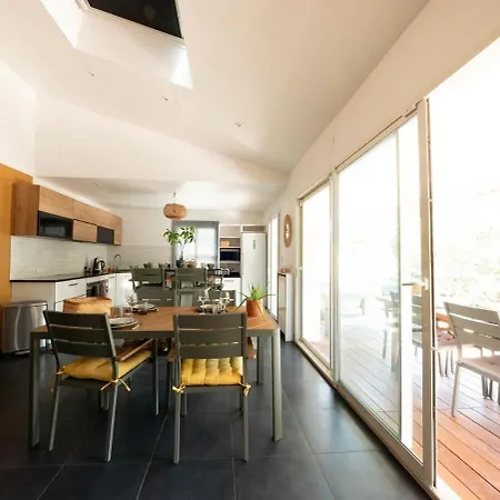 L'idylle - Maison Moderne Avec Piscine 3* Le Crès