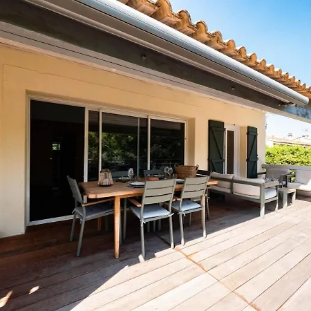 L'idylle - Maison Moderne Avec Piscine