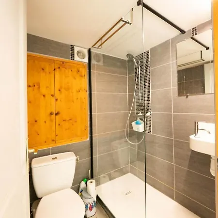 Hotell L'idylle - Maison Moderne Avec Piscine